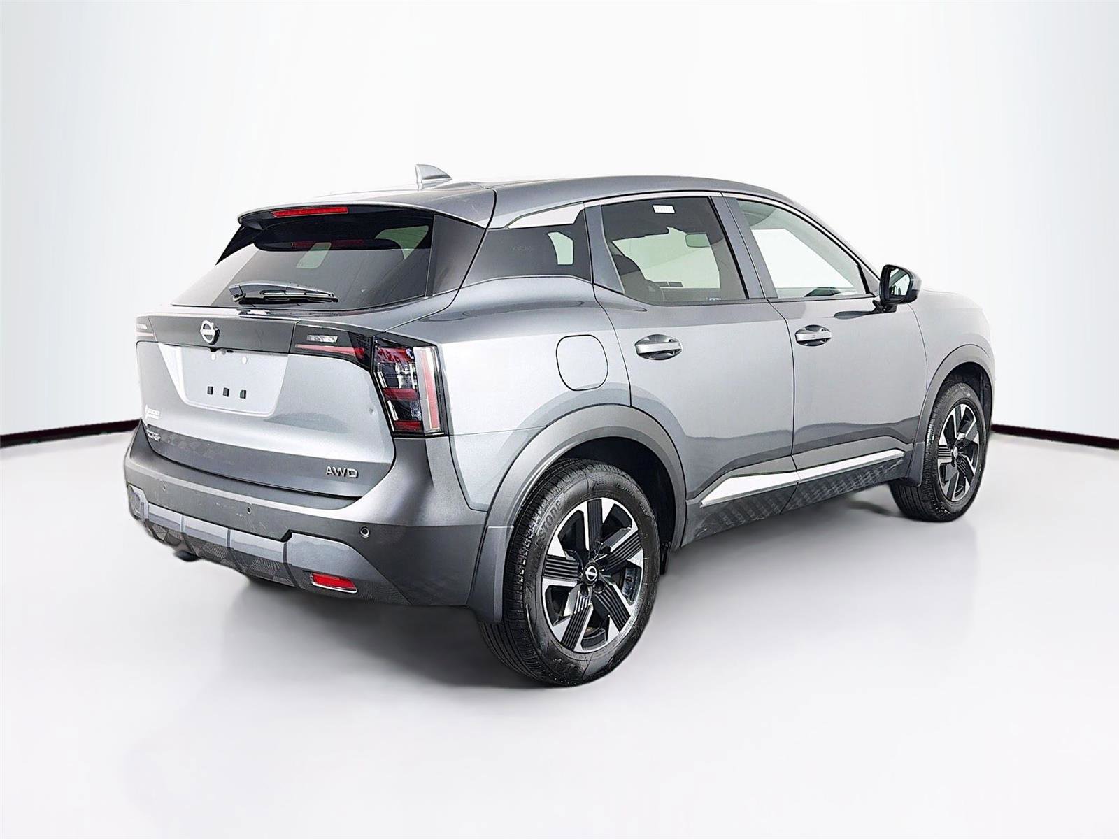 Used 2025 Nissan Kicks SV w/ Illumination Package AWD/4WD image 7