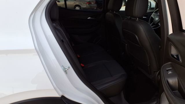 Used 2023 Buick Encore GX Select image 38