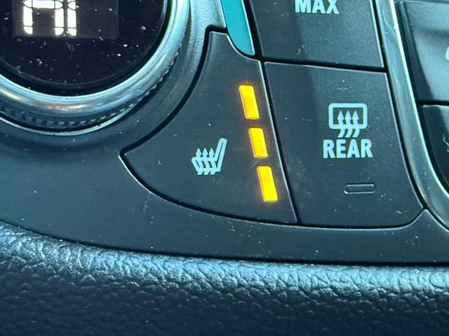 Used 2023 Chevrolet Equinox RS image 10