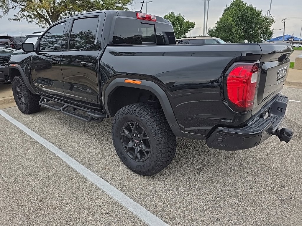 Used 2024 GMC Canyon AT4X AWD/4WD image 5
