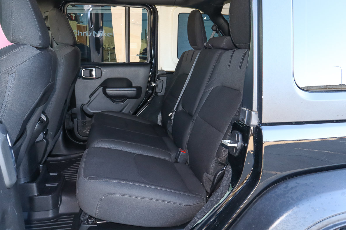 Used 2023 Jeep Wrangler Unlimited AWD/4WD image 8
