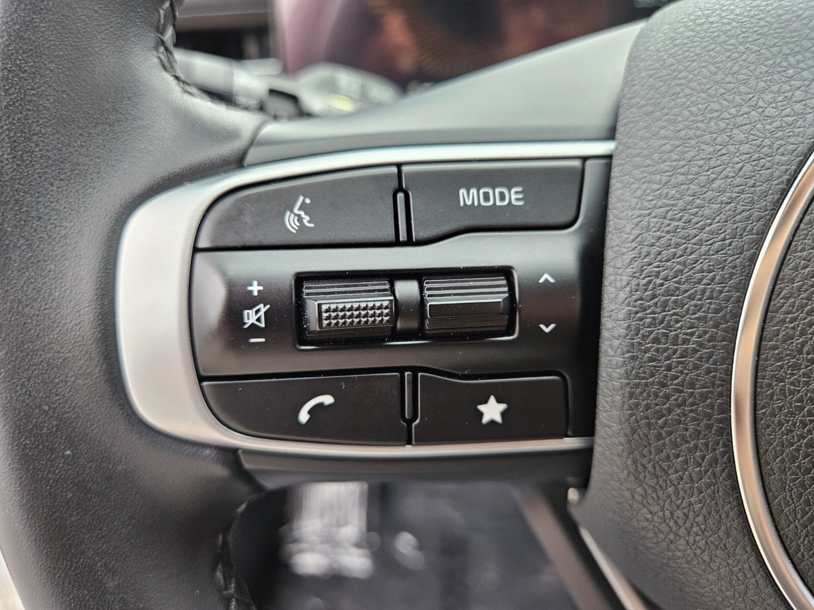 Used 2025 Kia K5 GT-Line w/ GT-Line Premium Package FWD image 27