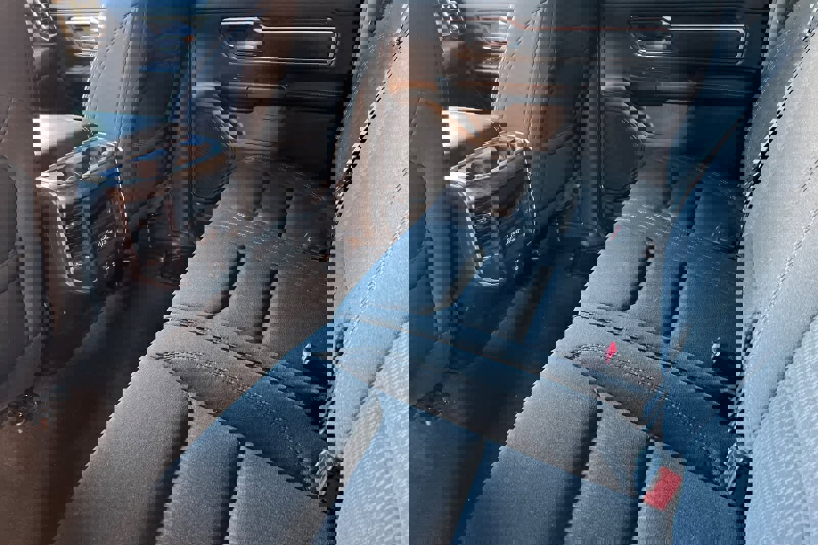 Used 2021 RAM 1500 Big Horn image 5