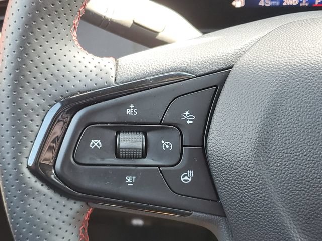 Used 2025 Chevrolet TrailBlazer RS w/ Convenience Package AWD/4WD image 23