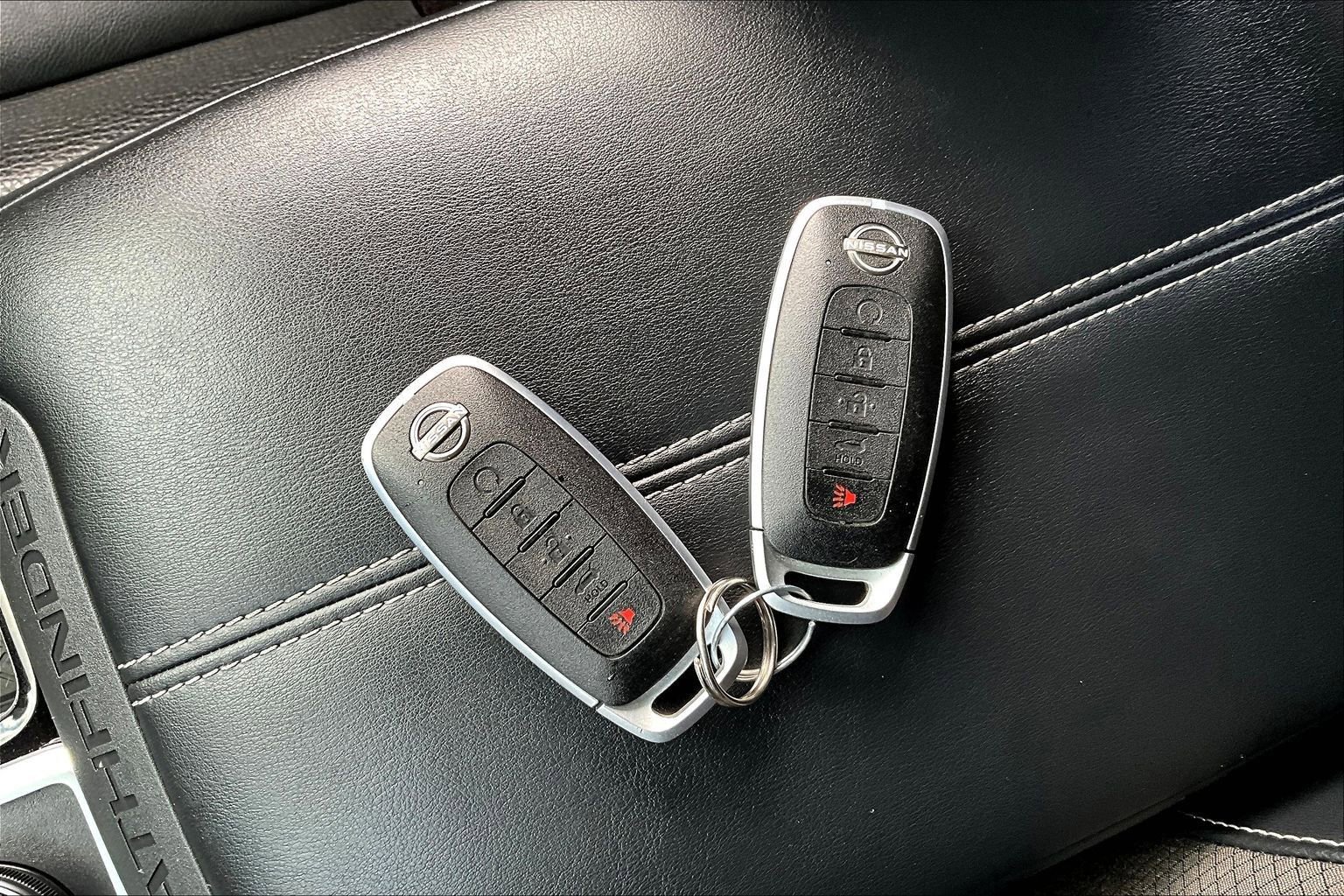 Used 2023 Nissan Pathfinder SL image 35