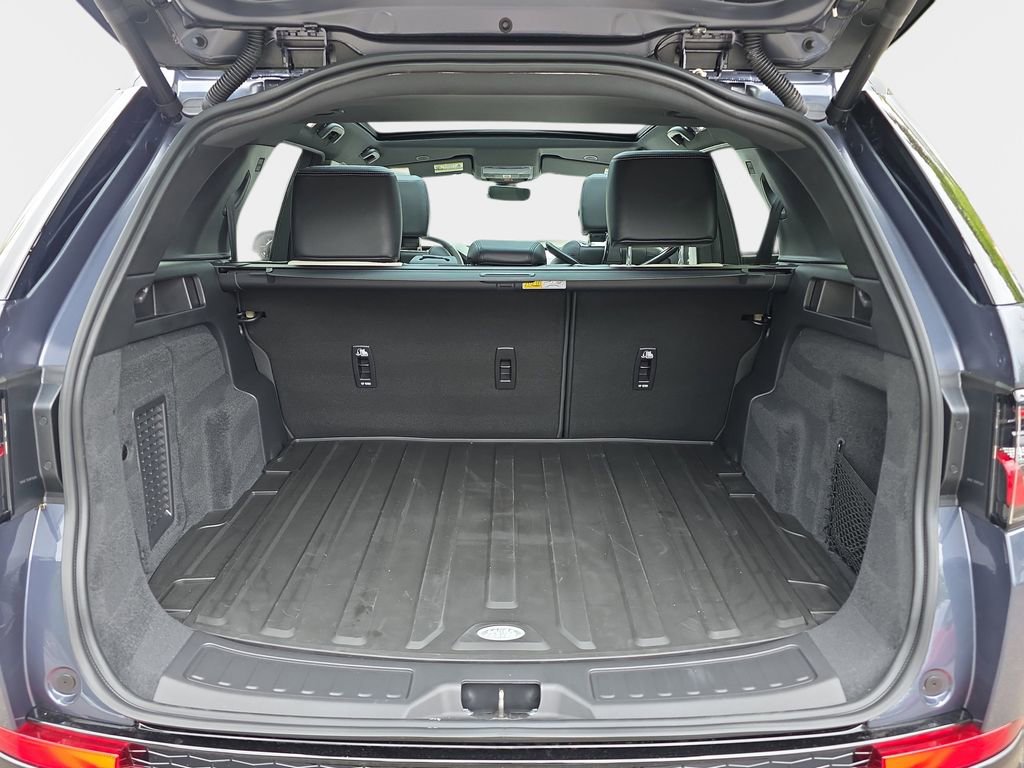New 2026 Land Rover Discovery Sport Landmark AWD/4WD image 12