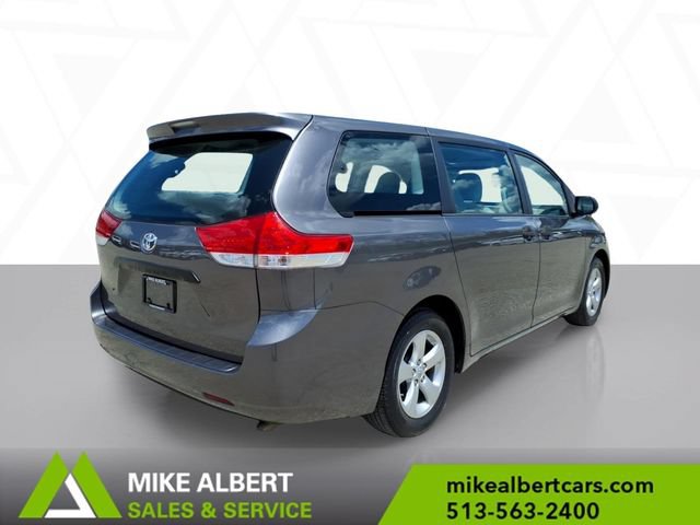 Used 2014 Toyota Sienna L FWD image 7