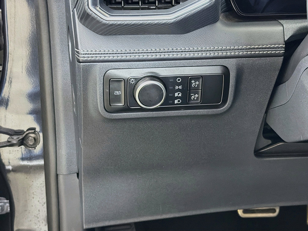 Used 2024 Ford Mustang Premium RWD image 29