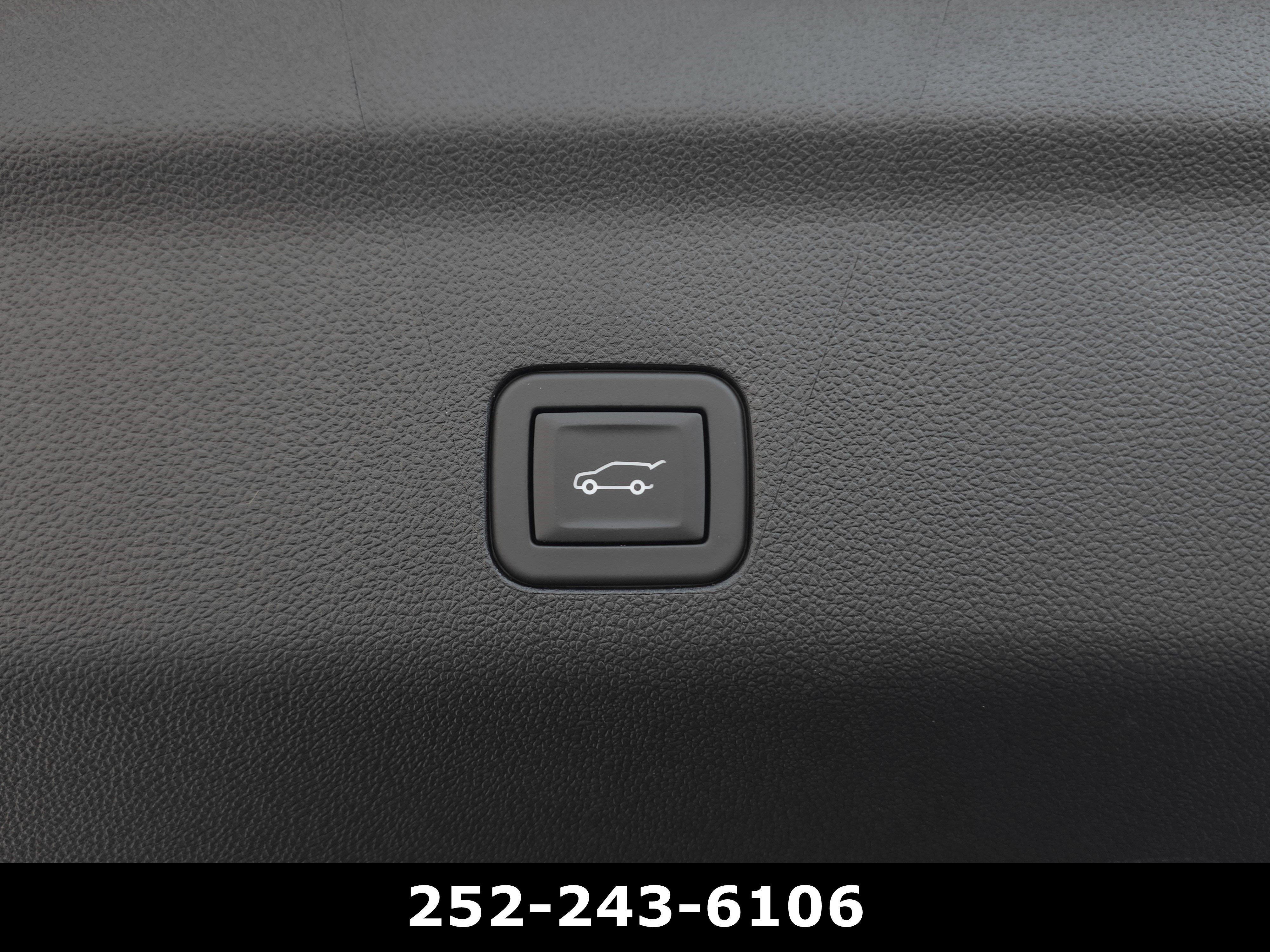 Used 2024 GMC Yukon Denali w/ Max Trailering Package image 38