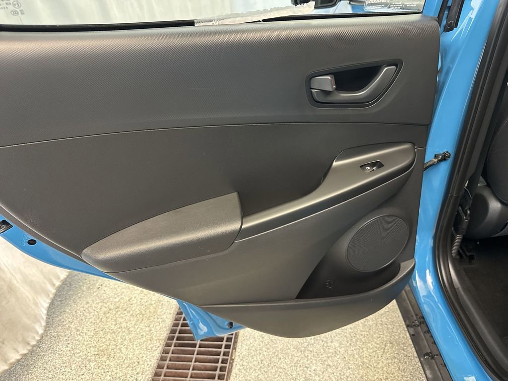 Used 2023 Hyundai Kona SEL AWD/4WD image 18