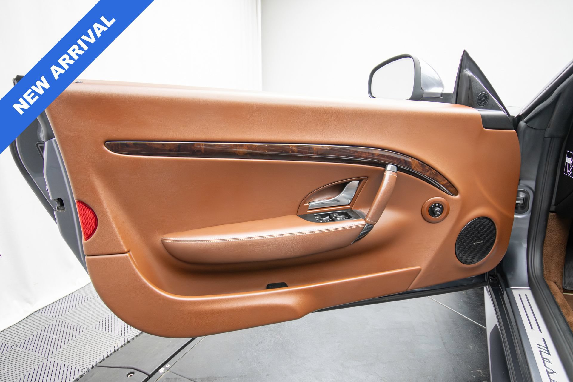 Used 2018 Maserati GranTurismo MC RWD image 34