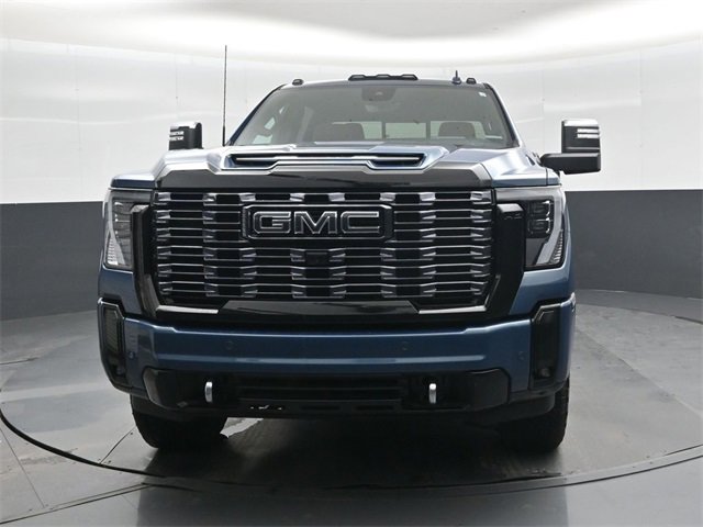 Used 2025 GMC Sierra 2500 Denali Ultimate image 10