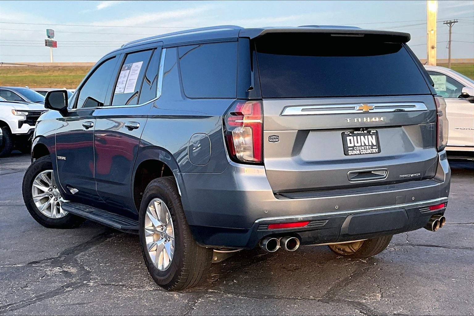 Used 2021 Chevrolet Tahoe Premier AWD/4WD image 12
