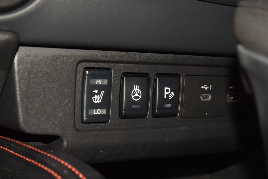 Used 2024 Nissan Frontier PRO-4X w/ Pro Premium Package AWD/4WD image 29