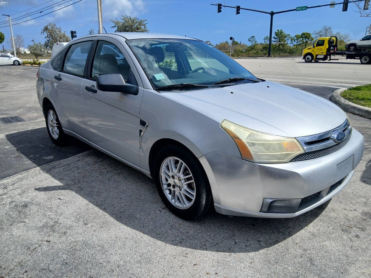 Used 2008 Ford Focus SE image 3