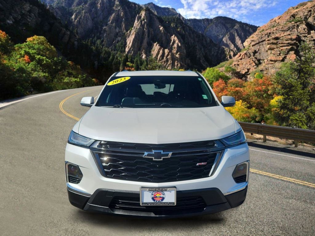 Used 2023 Chevrolet Traverse RS w/ LPO, Floor Liner Package image 6