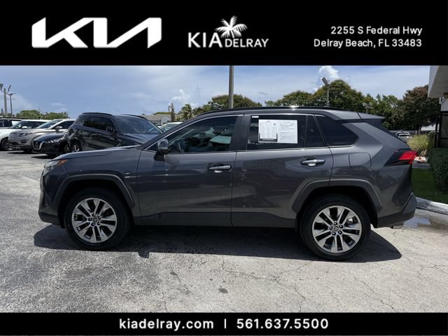 Used 2023 Toyota RAV4 Limited FWD image 5