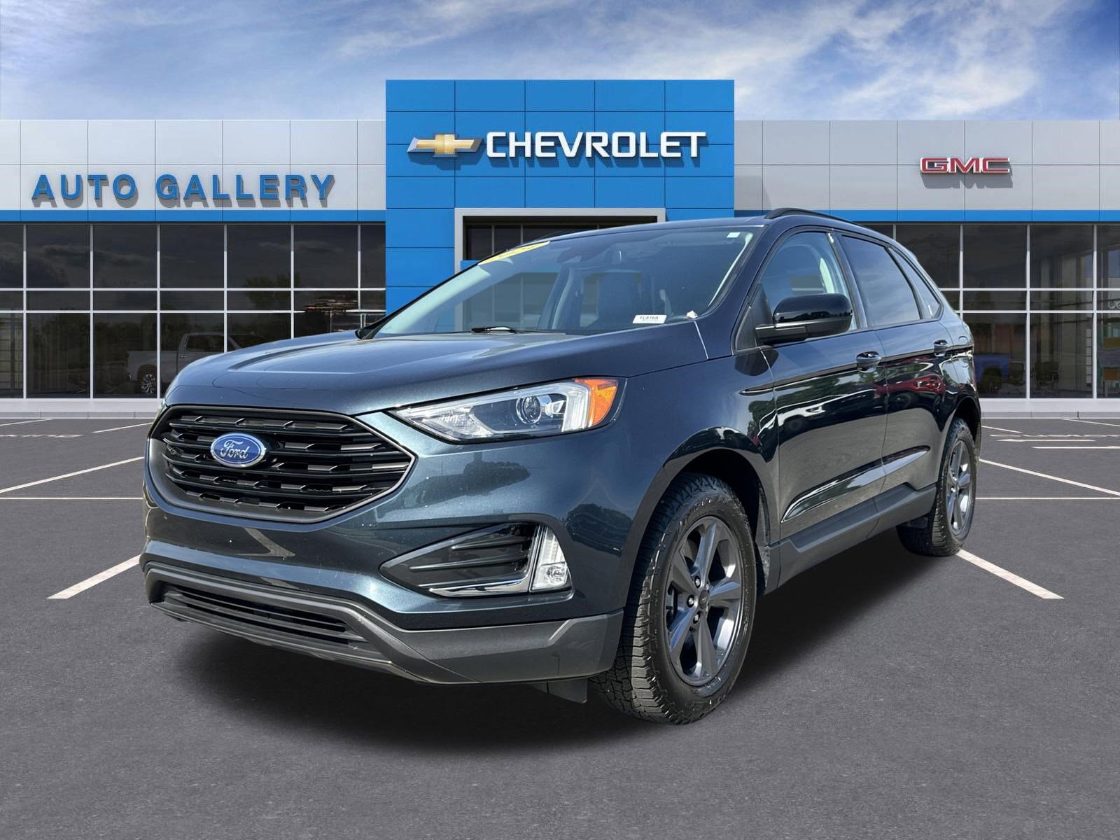 Used 2024 Ford Edge SEL w/ Sport Appearance Package image 1