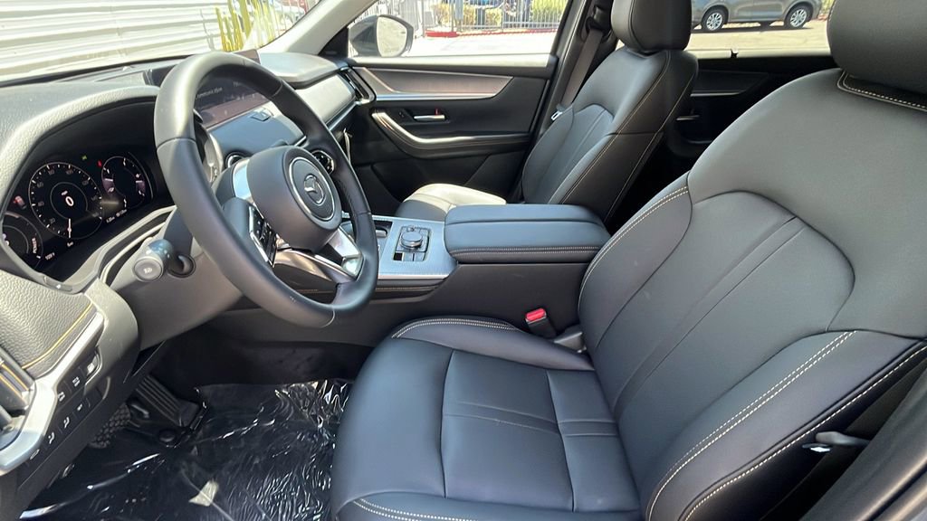 New 2025 MAZDA CX-70 Plug-In Hybrid w/ Premium Pkg image 11