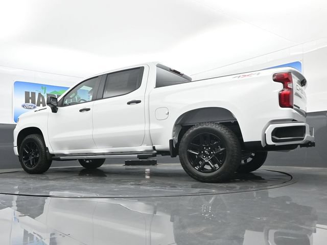 New 2026 Chevrolet Silverado 1500 Custom w/ LPO, Dark Essentials Package AWD/4WD image 16