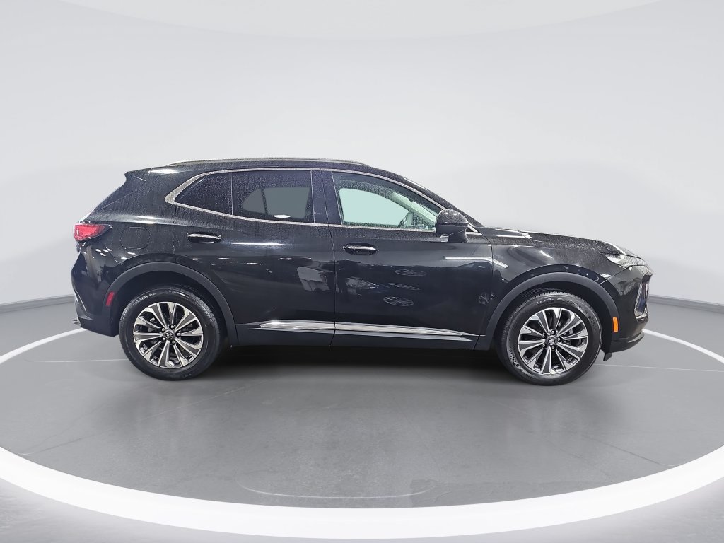 Used 2024 Buick Envision Preferred AWD/4WD image 2