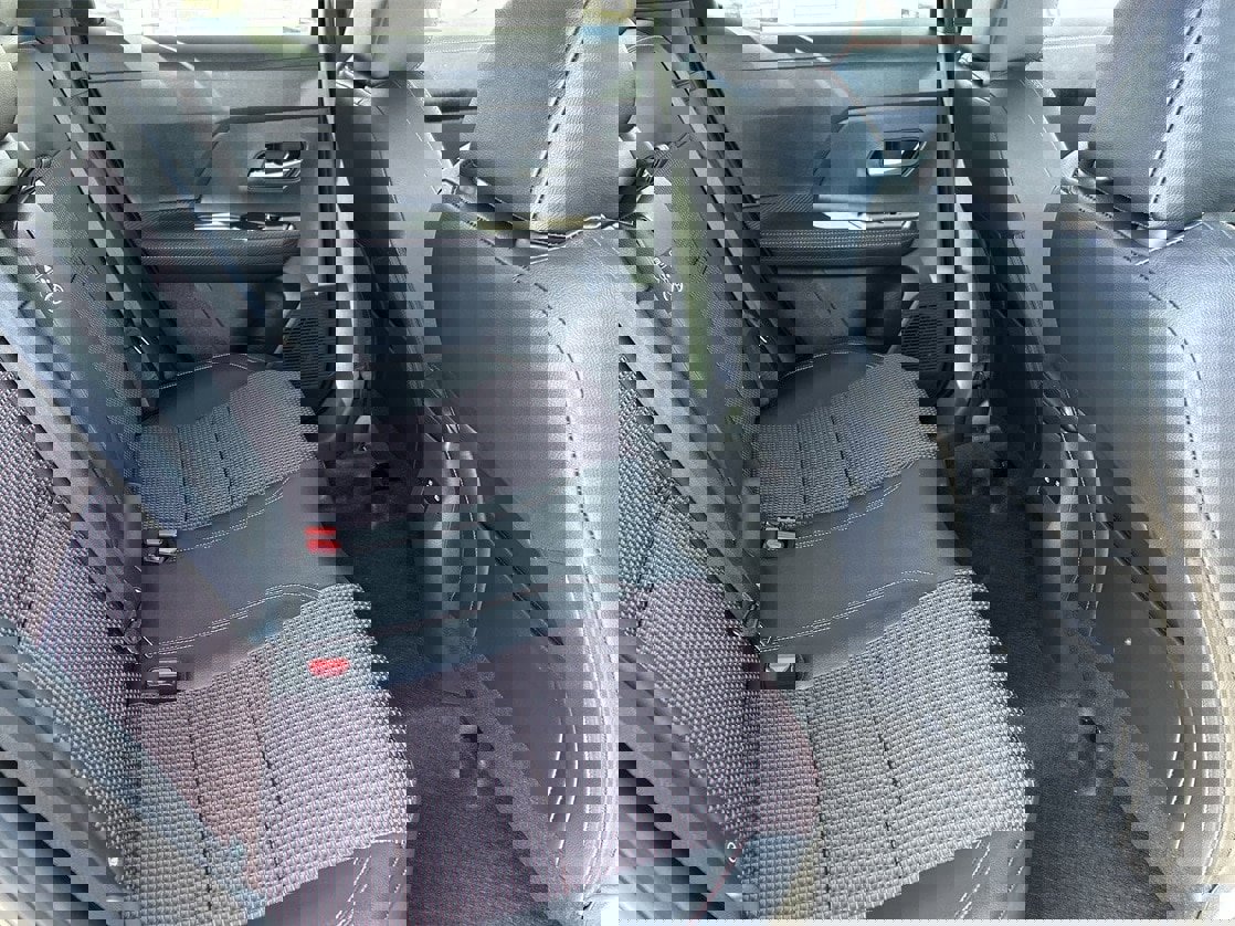 New 2025 Nissan Kicks SR image 14