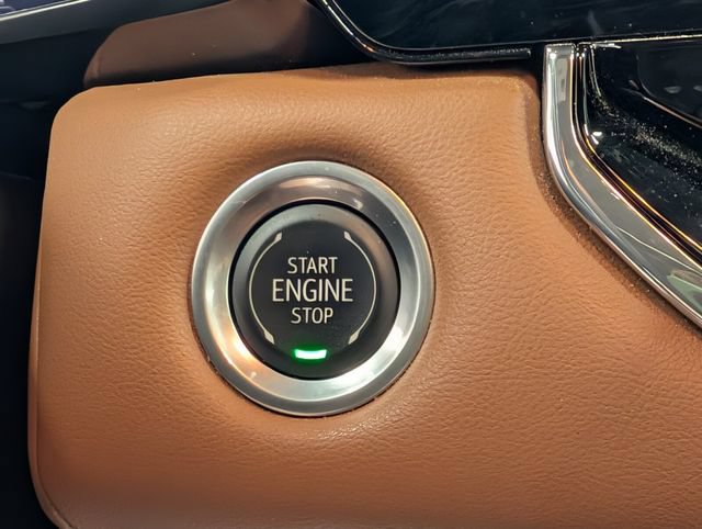 Certified 2024 GMC Canyon AT4 w/ AT4 Premium Package AWD/4WD image 22