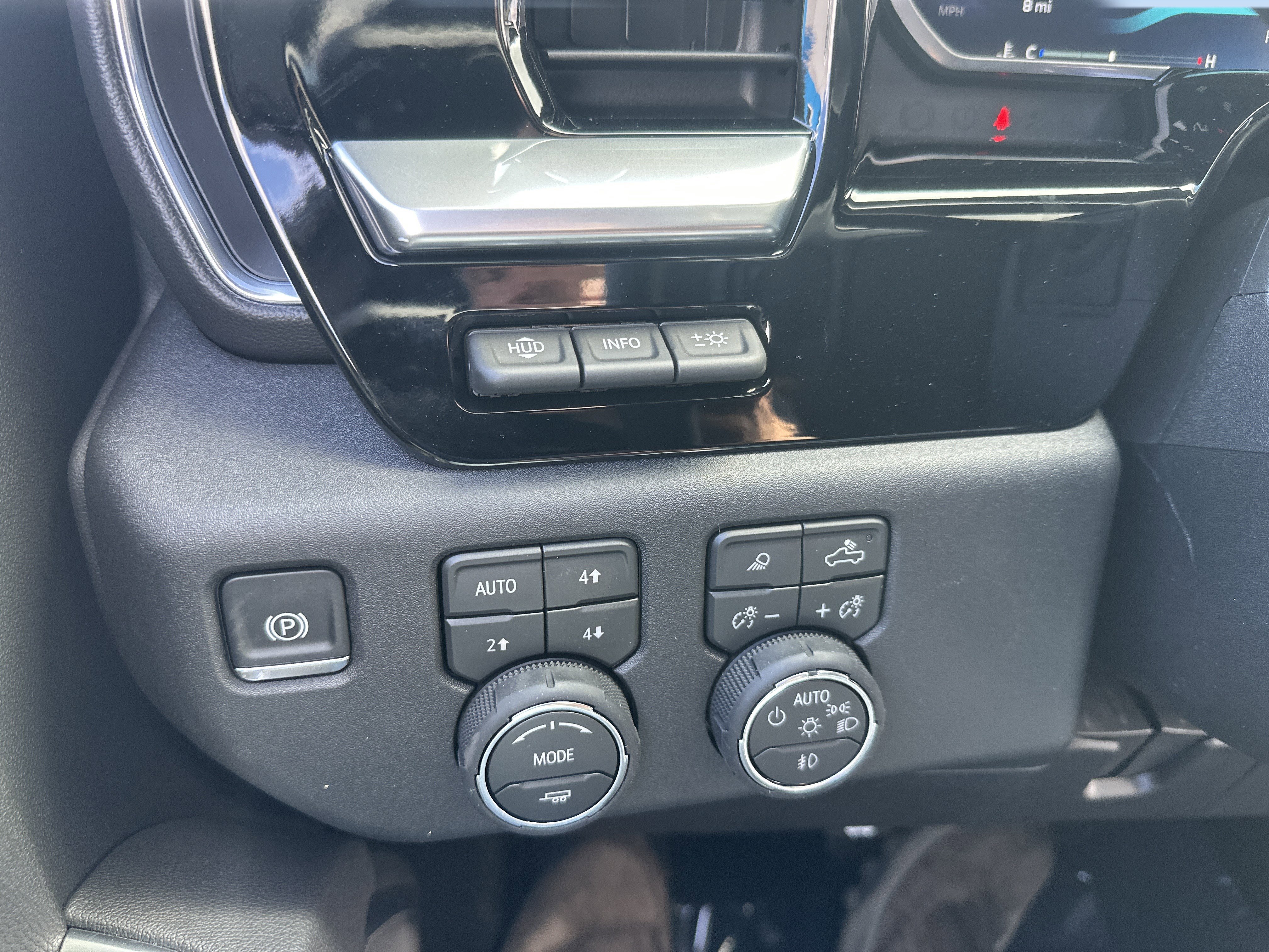 New 2026 Chevrolet Silverado 2500 High Country w/ High Country Premium Package image 18