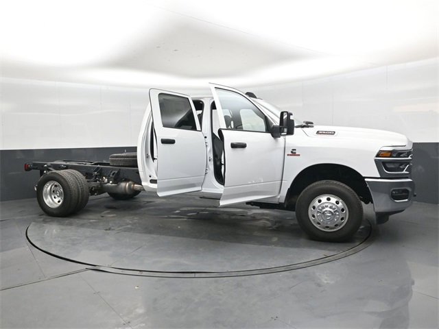 New 2026 RAM 3500 Tradesman w/ Chrome Appearance Group image 45