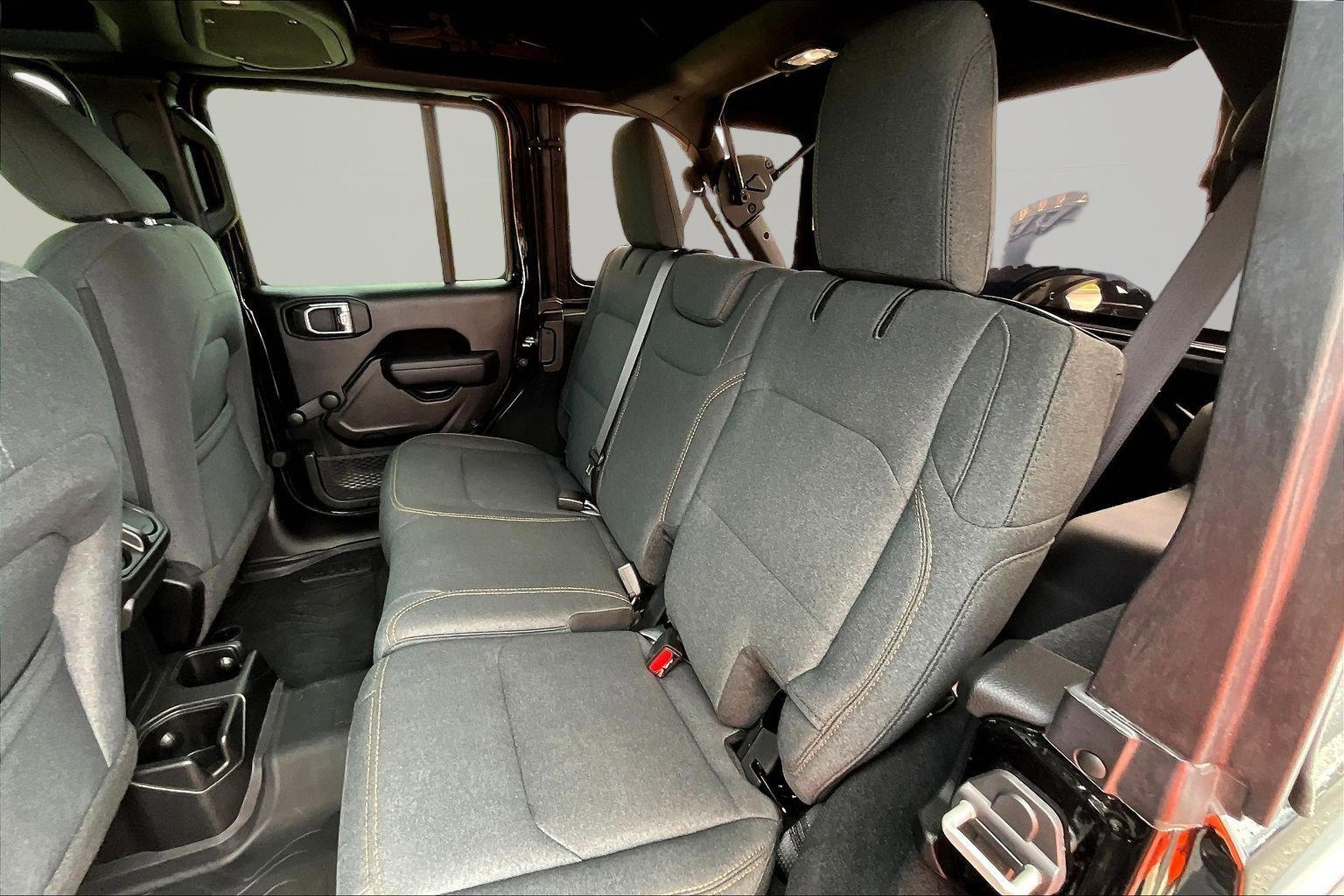 Used 2024 Jeep Wrangler Sport AWD/4WD image 22