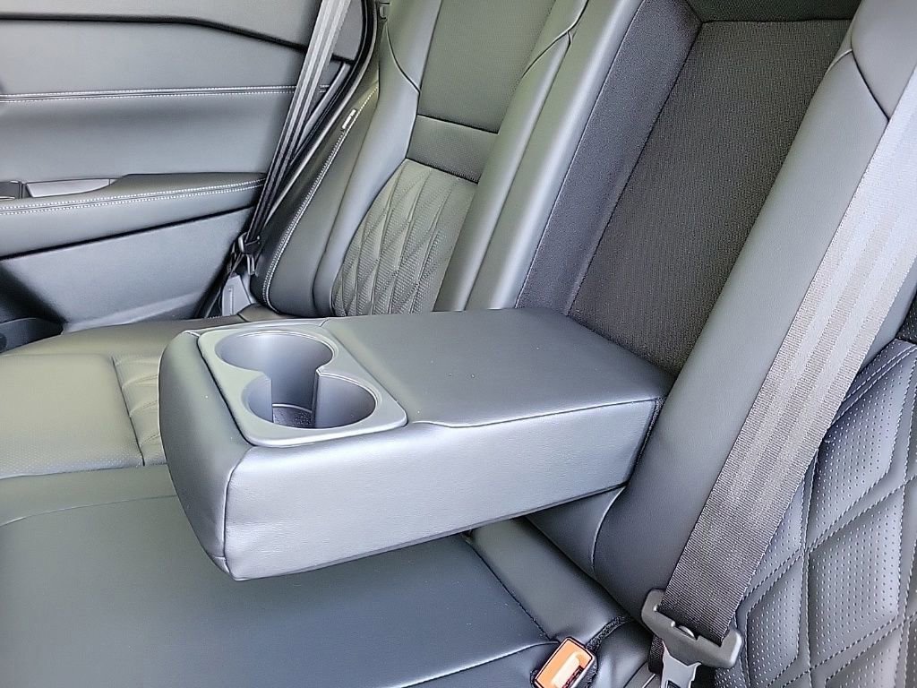 New 2026 Nissan Rogue Platinum image 17