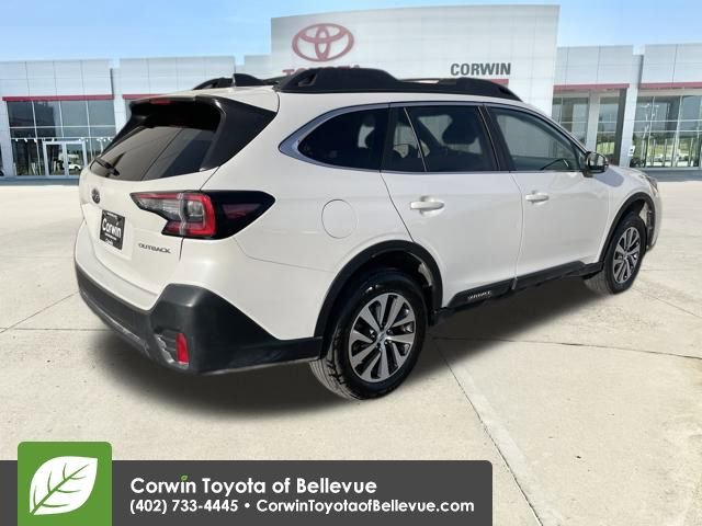 Used 2022 Subaru Outback Premium image 5