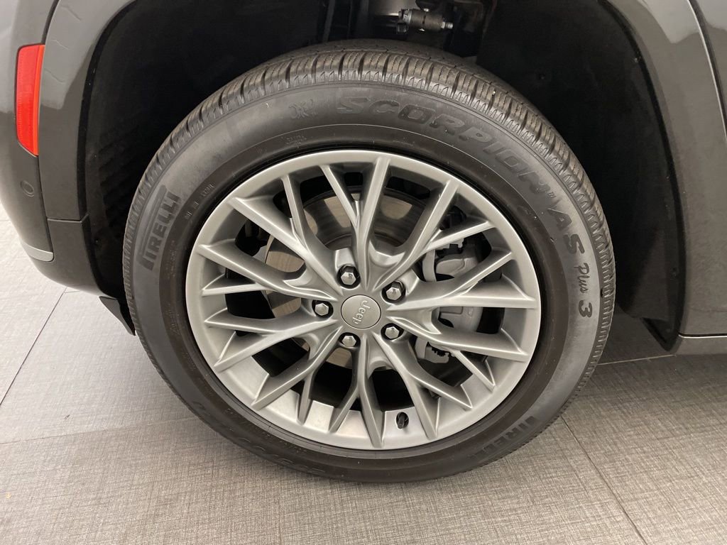 Certified 2022 Jeep Grand Cherokee L Summit w/ Advanced Protech Group IV AWD/4WD image 12