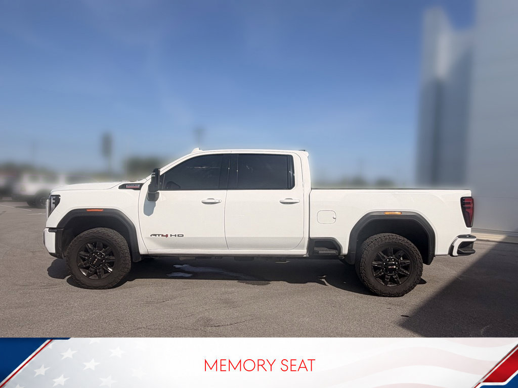 Used 2024 GMC Sierra 2500 AT4 AWD/4WD image 7