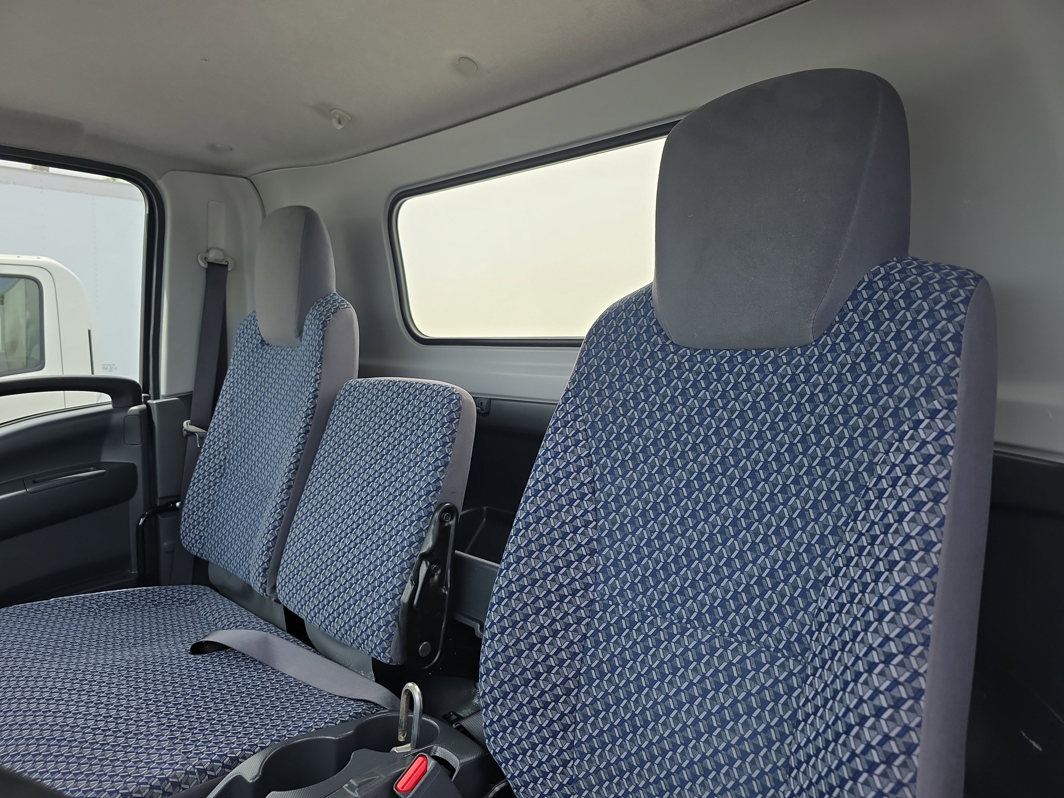 Used 2024 Chevrolet Low Cab Forward RWD image 15