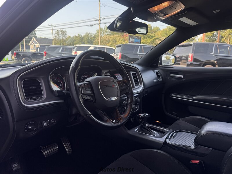 Used 2019 Dodge Charger Scat Pack w/ Plus Group RWD image 18