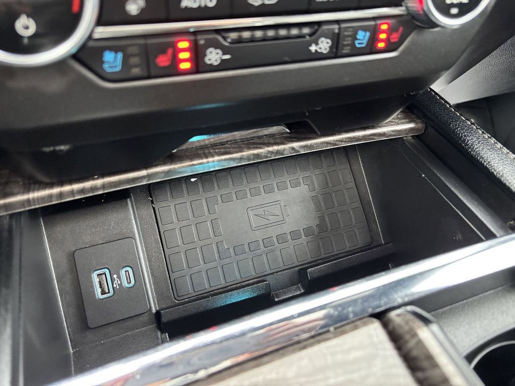 Used 2020 Ford Expedition Max Limited w/ Special Edition Package image 30