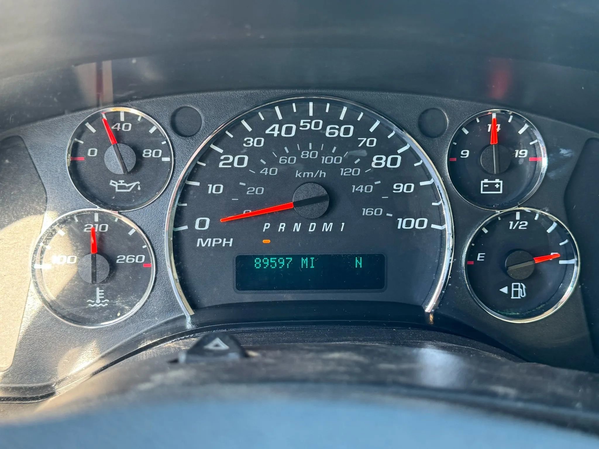 Used 2011 Chevrolet Express 2500 image 6