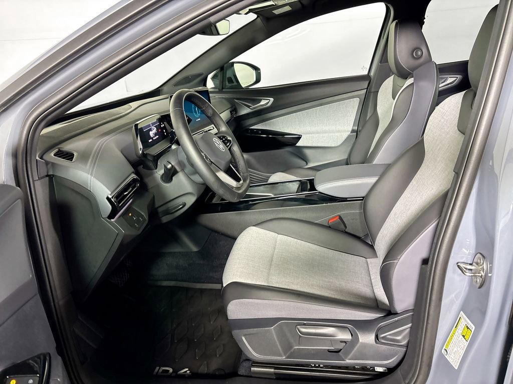 Used 2024 Volkswagen ID.4 2WD image 11
