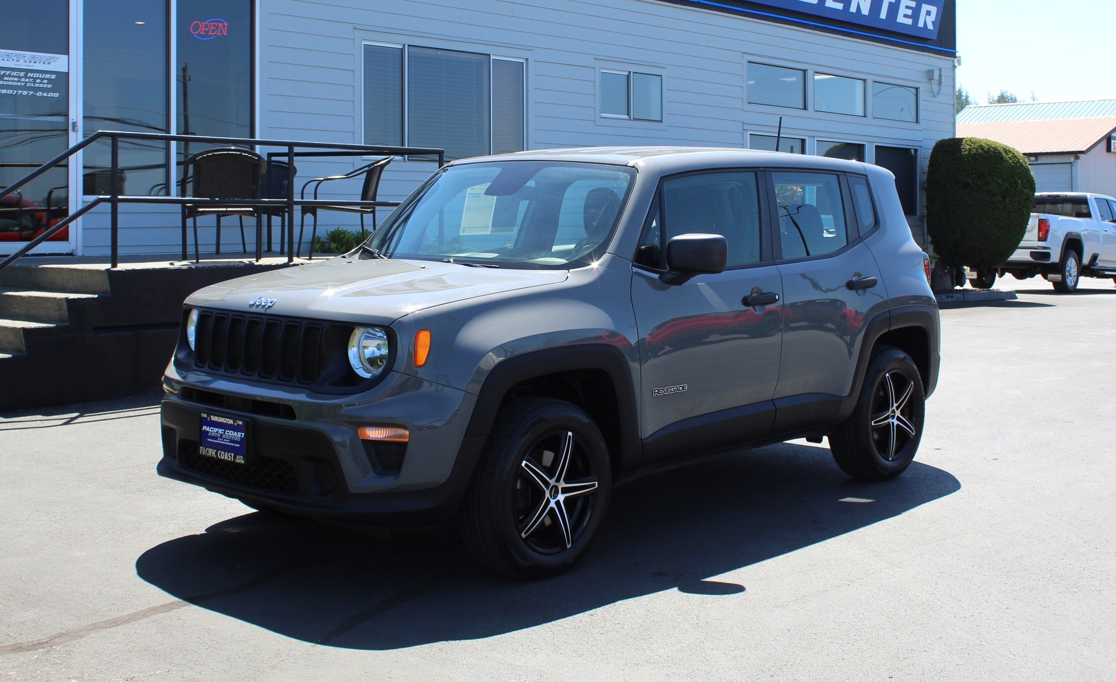 Used 2020 Jeep Renegade Sport AWD/4WD image 2