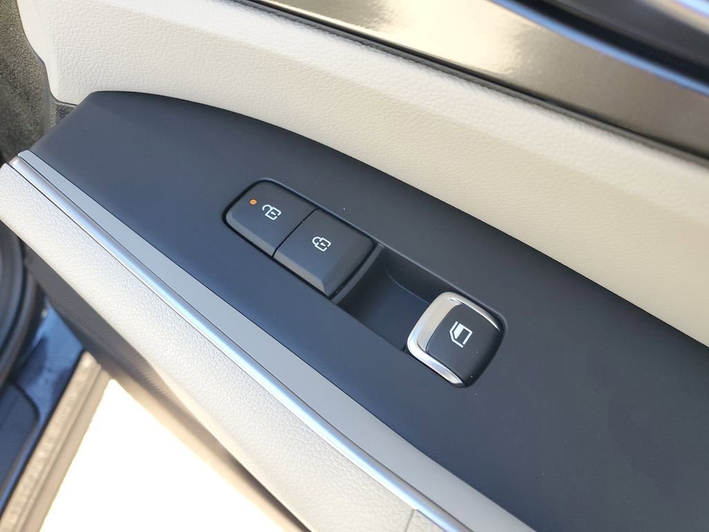 New 2026 Kia Sorento S w/ S Panoramic Sunroof Package FWD image 11