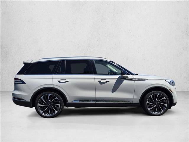 Used 2020 Lincoln Aviator Reserve w/ Equipment Group 202A AWD/4WD image 4