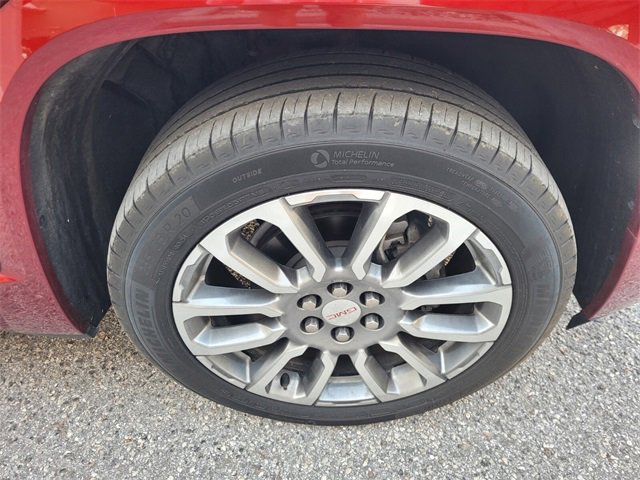 Used 2023 GMC Acadia Denali image 18