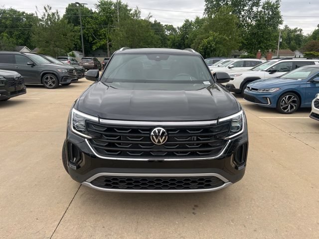 New 2026 Volkswagen Atlas Cross Sport SE AWD/4WD image 2