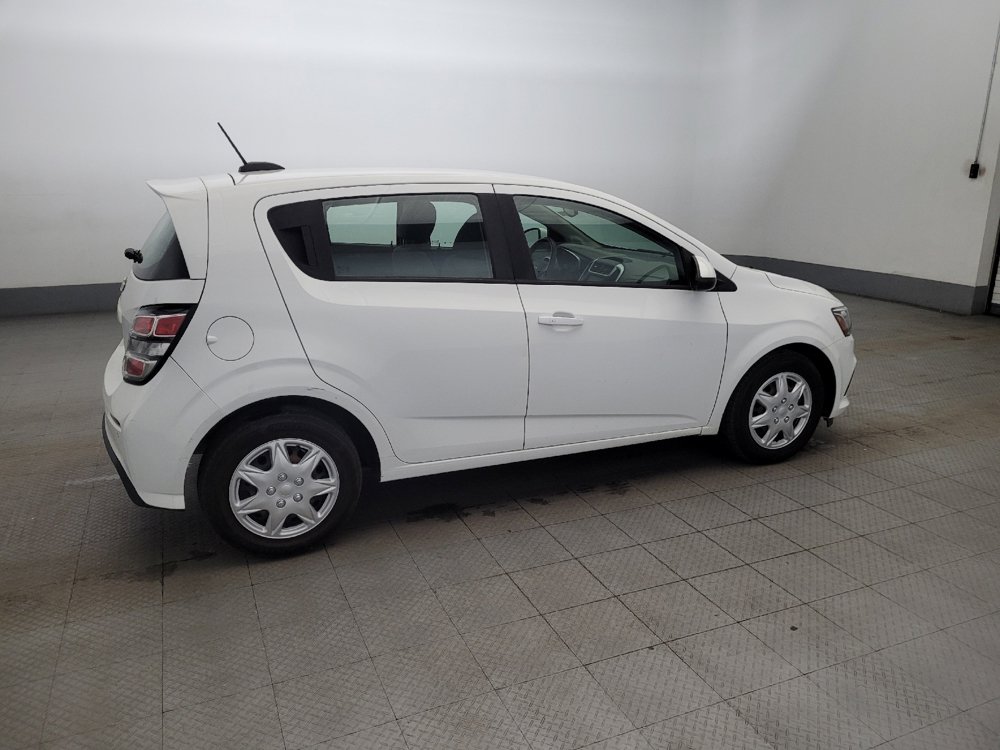 Used 2020 Chevrolet Sonic LT image 10