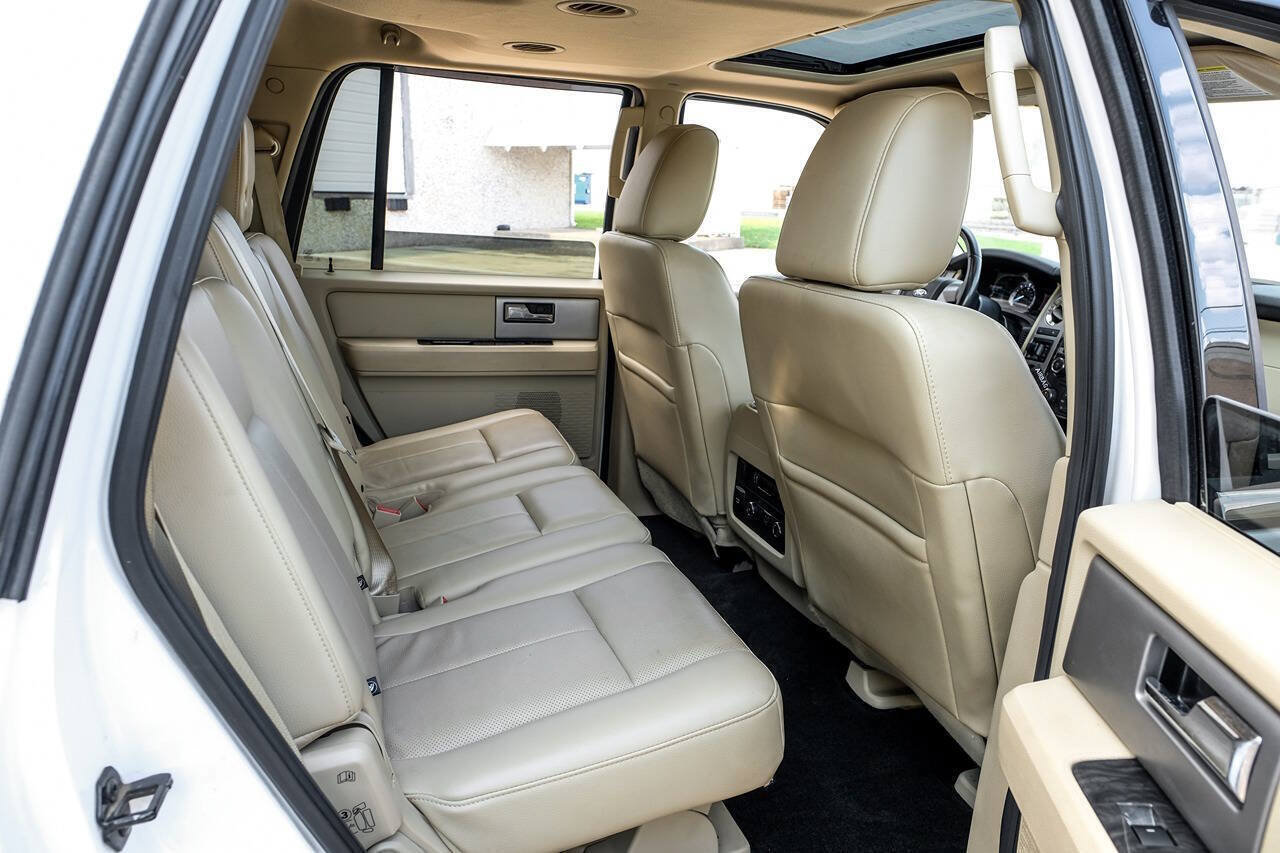 Used 2017 Ford Expedition Limited w/ Equipment Group 301A RWD image 34