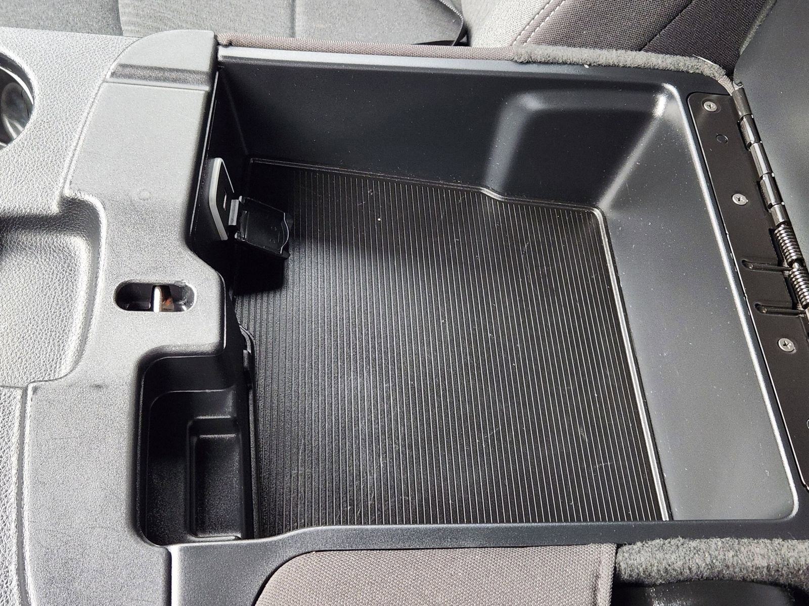 Used 2024 RAM 3500 Tradesman w/ Chrome Appearance Group image 23