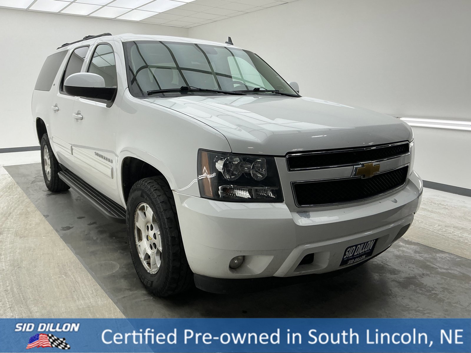 Used 2012 Chevrolet Suburban LT w/ Luxury Package image 3