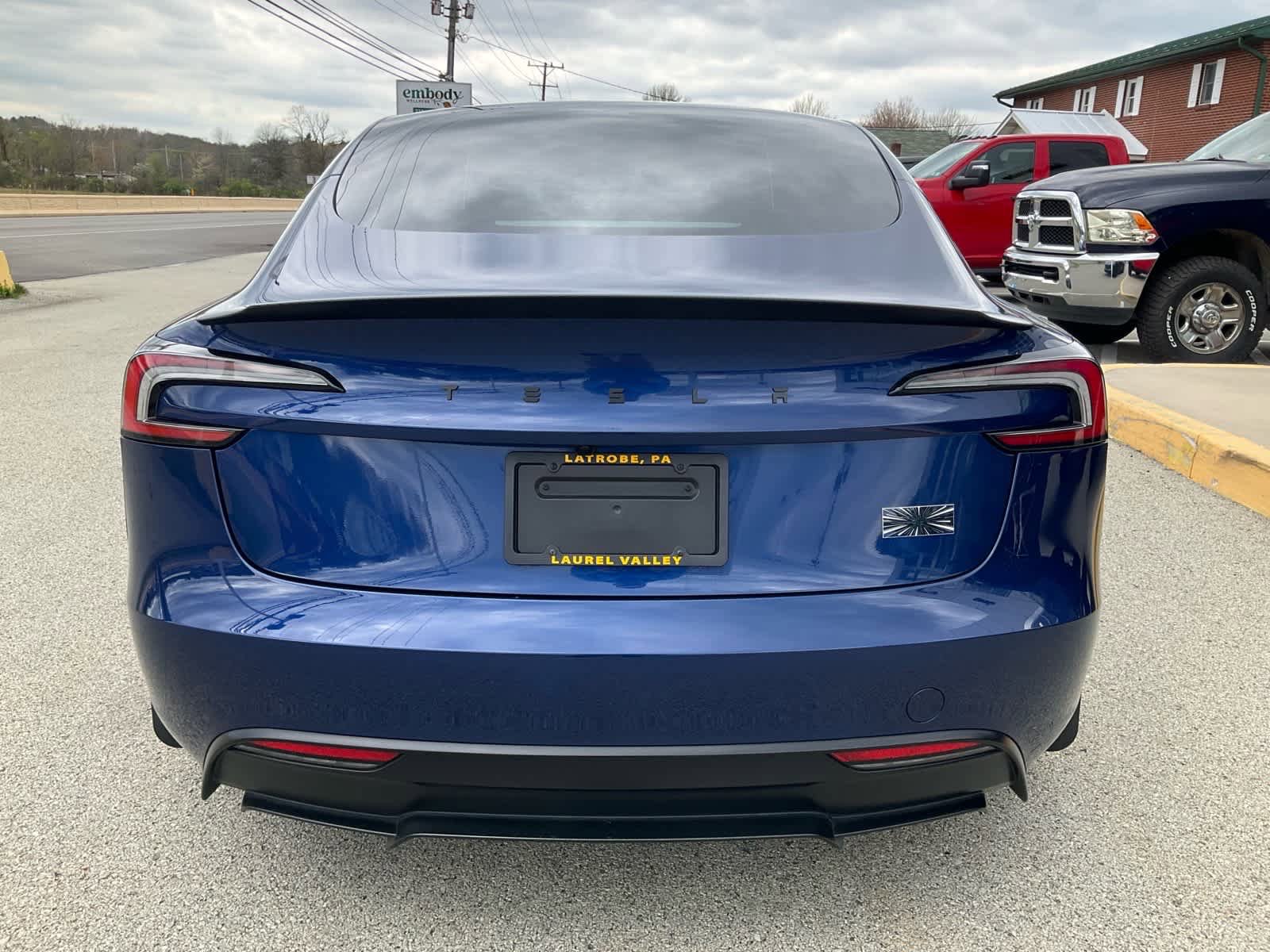Used 2025 Tesla Model 3 Performance AWD/4WD image 4
