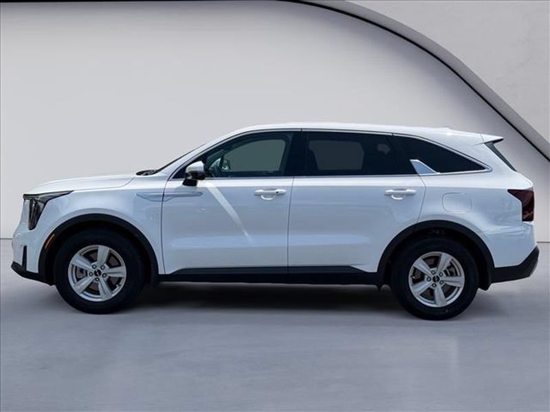New 2026 Kia Sorento LX FWD image 2